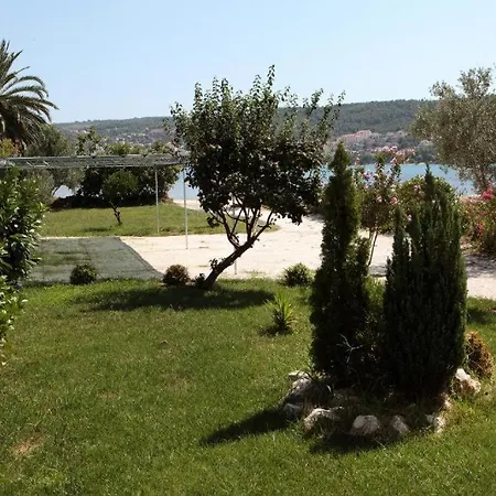 Διαμέρισμα Vranjes Τρογκίρ