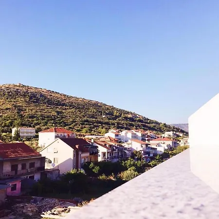 Vranjes Διαμέρισμα Τρογκίρ
